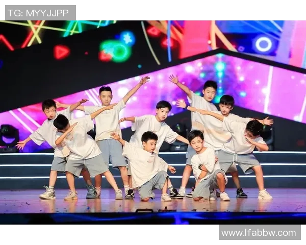 赛后分析：上海街舞队与重庆街舞队的表现与状态对比探讨