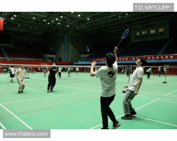 西安羽毛球队在邀请赛中的耐力表现分析与精彩回顾 西安羽毛球队在邀请赛中的耐力表现分析与精彩回顾