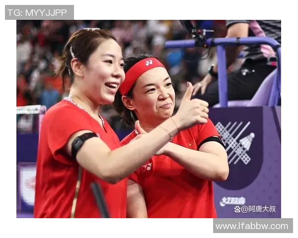 中国与韩国精彩对决视频回顾赛场瞬间与球员表现全解析 中国与韩国精彩对决视频回顾赛场瞬间与球员表现全解析