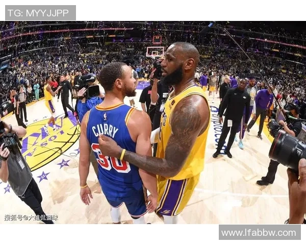 勇士与魔术精彩对决高清视频回顾全场亮点与精彩瞬间分享