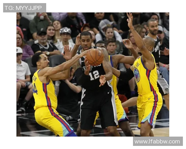 勇士与马刺2015至2016赛季精彩对决回顾与分析