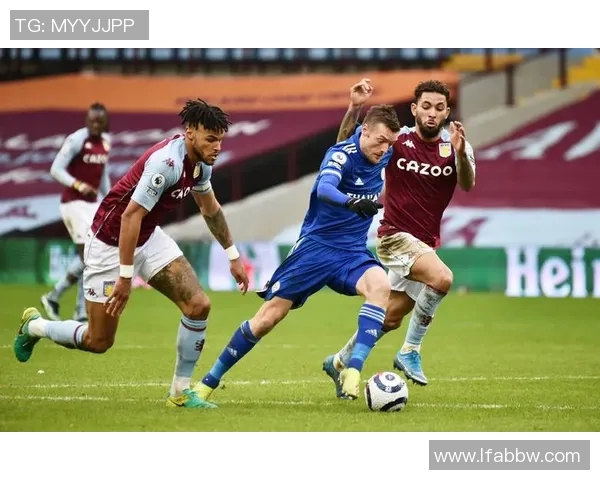 杜迪兰治与瓦莱塔的精彩对决揭示了足球战术的魅力与球队实力的较量