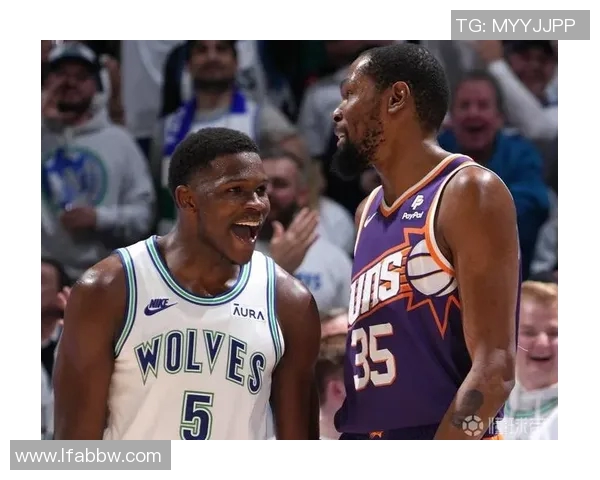 森林狼与活塞激战正酣谁能在这场对决中笑到最后