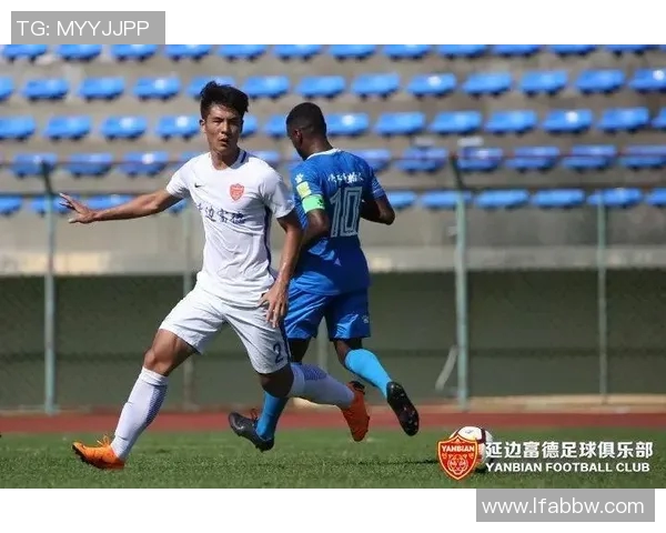 梅县铁汉与延边富德的激烈对决展现足球魅力与团队精神的完美结合