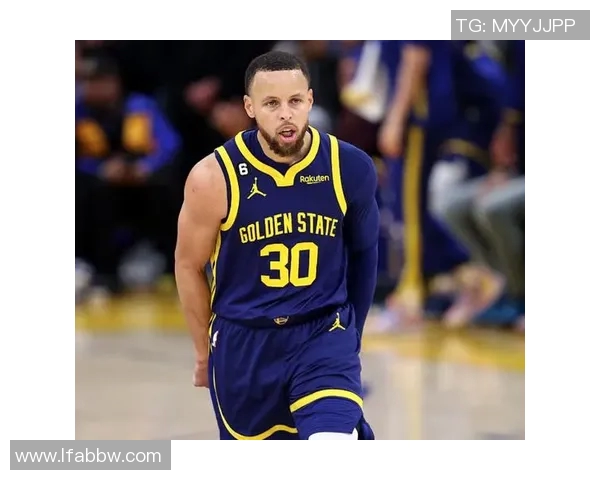 雷霆与小牛激战第五场谁能在季后赛中逆转局势争夺胜利