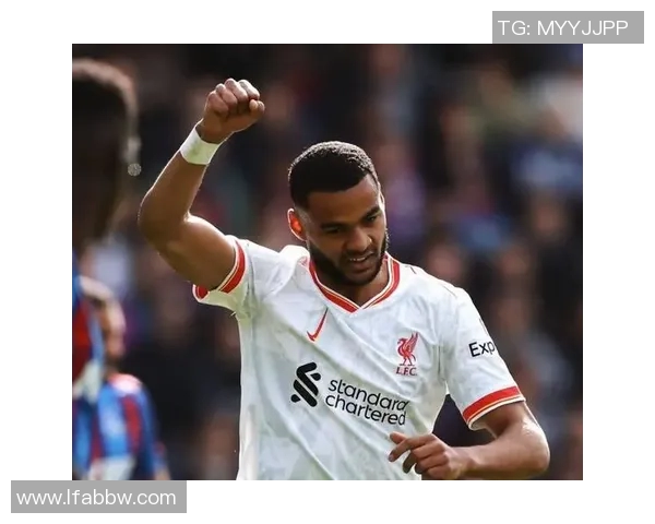 加克波的崛起与挑战：从天才少年到足球场上的新星之路