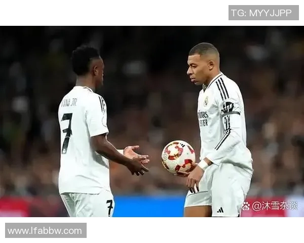 精彩对决曼联迎战利物浦视频直播全程回顾与赛后分析