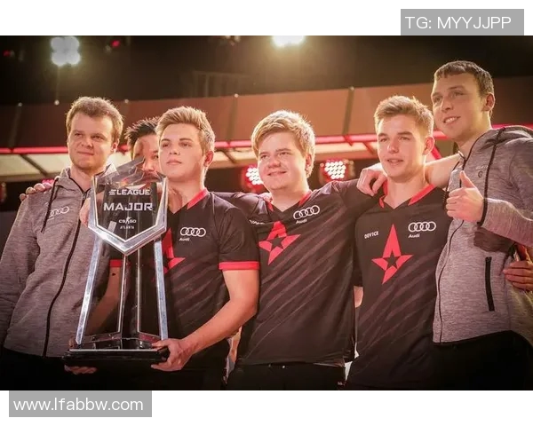 V5战队崛起之路:从挑战到巅峰的CSGO传奇旅程