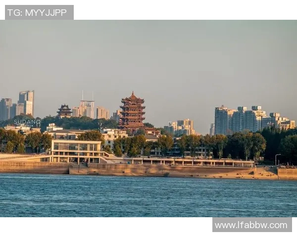 拿加科普与河内的较量探秘两座城市的文化与发展之路 拿加科普与河内的较量探秘两座城市的文化与发展之路