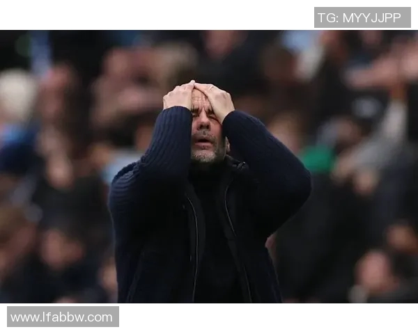 曼联与埃弗顿激战正酣詹俊解读比赛精彩瞬间与战术分析 曼联与埃弗顿激战正酣詹俊解读比赛精彩瞬间与战术分析